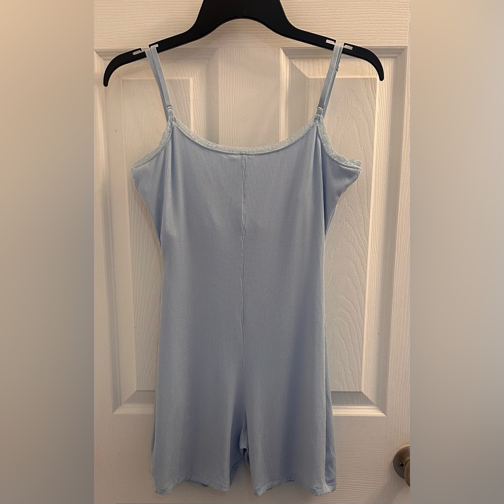 Skims Soft Lounge Lace Onesie in Celeste size Large - Picture 4 of 11